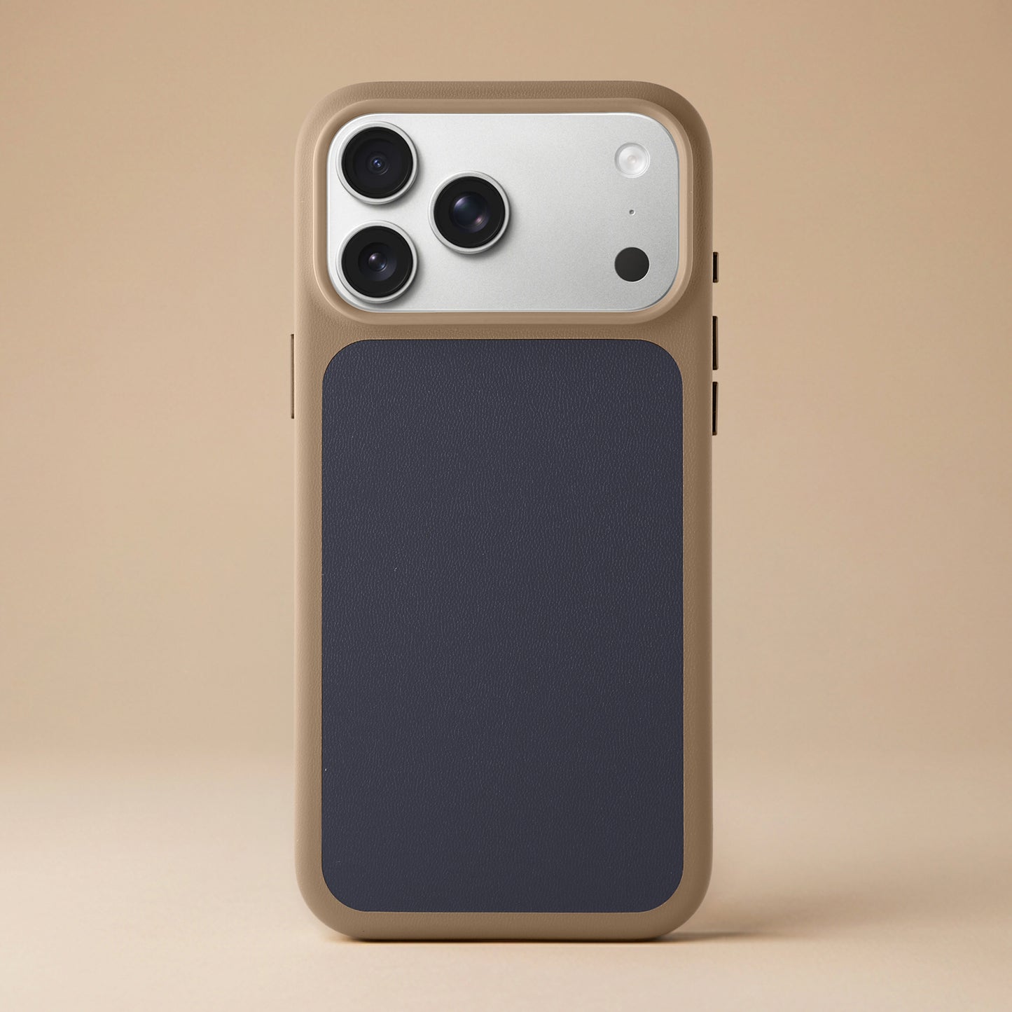 iPhone 17 Pro Max |  MagSafe