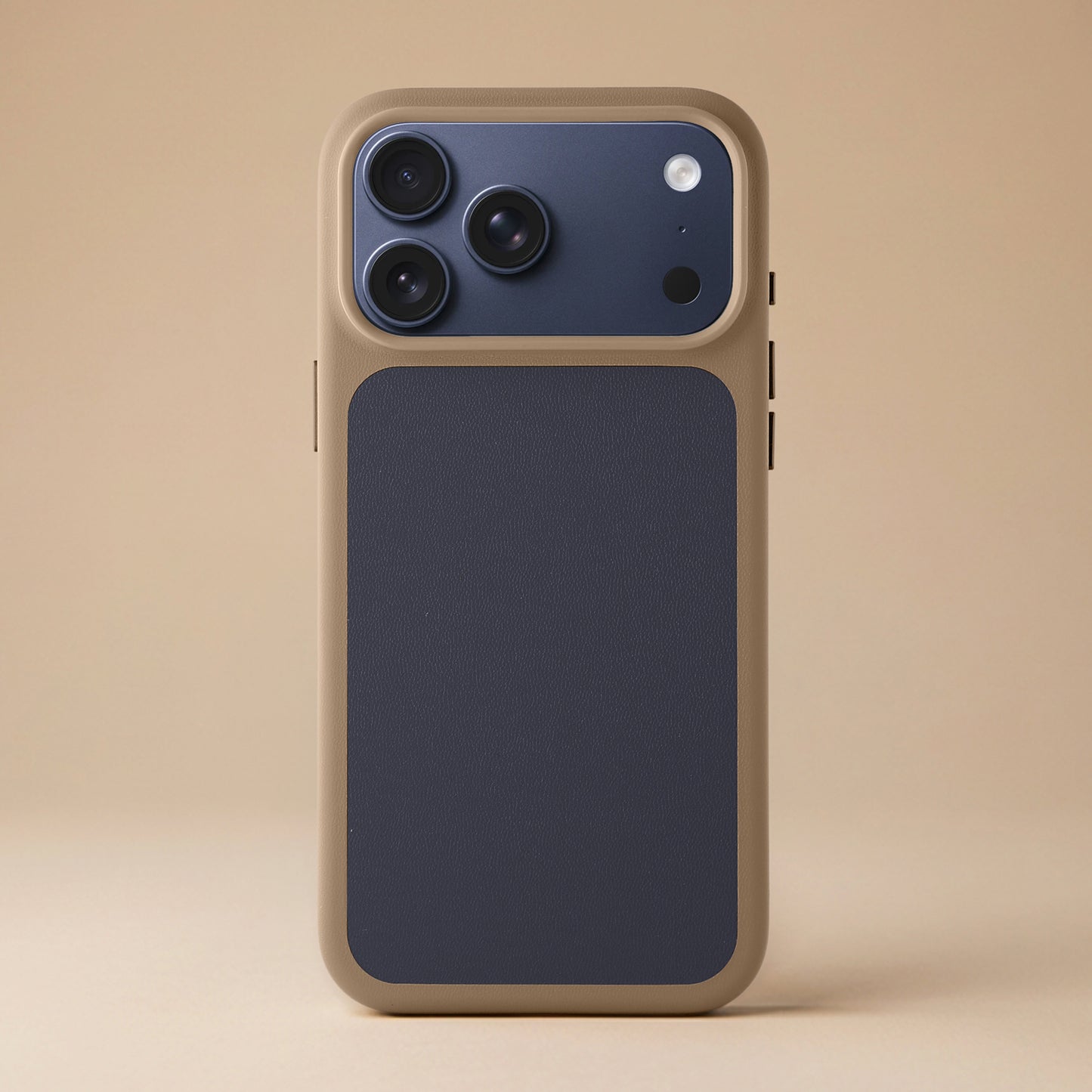 iPhone 17 Pro Max |  MagSafe
