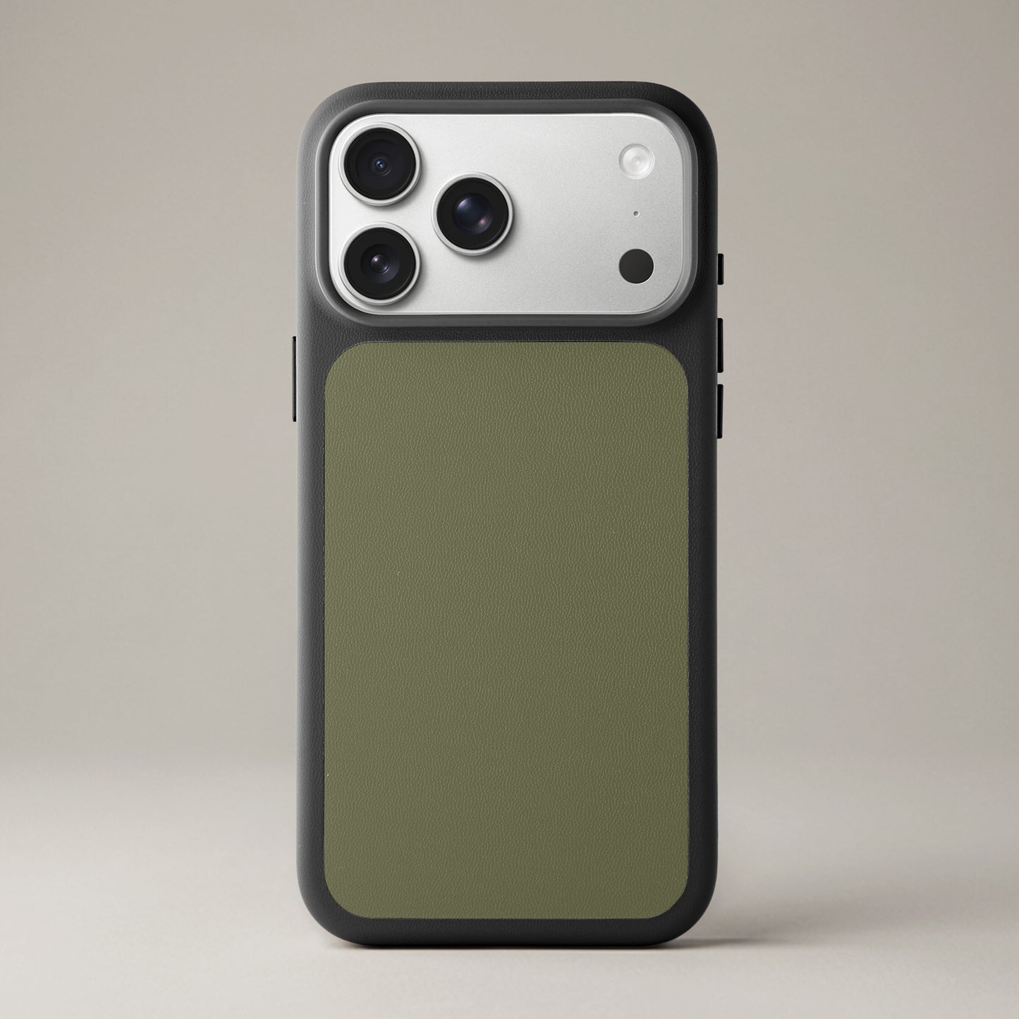 iPhone 17 Pro Max |  MagSafe
